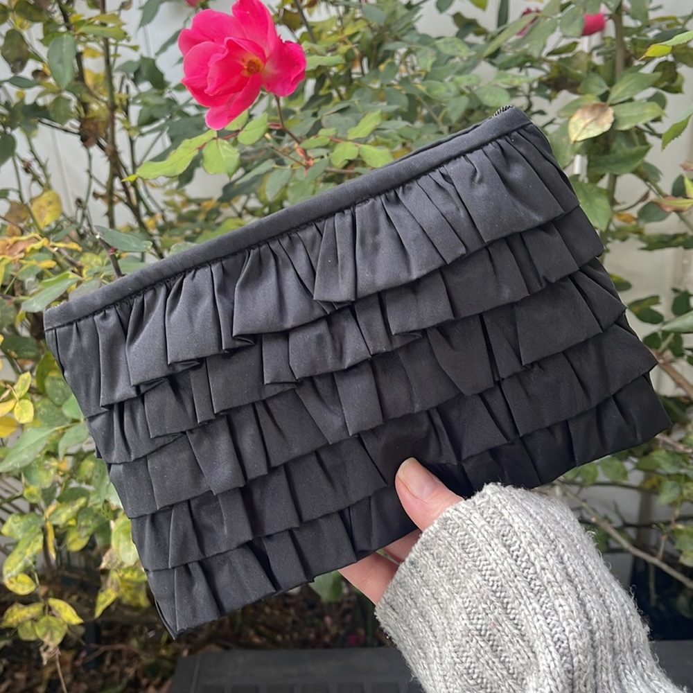 Black Ruffle Makeup Bag - Picture 12 of 12
